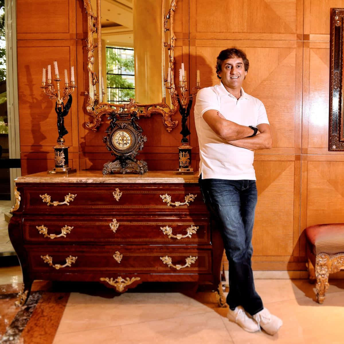 Enzo Francescoli Uruguay Football Photoshoot Wallpaper