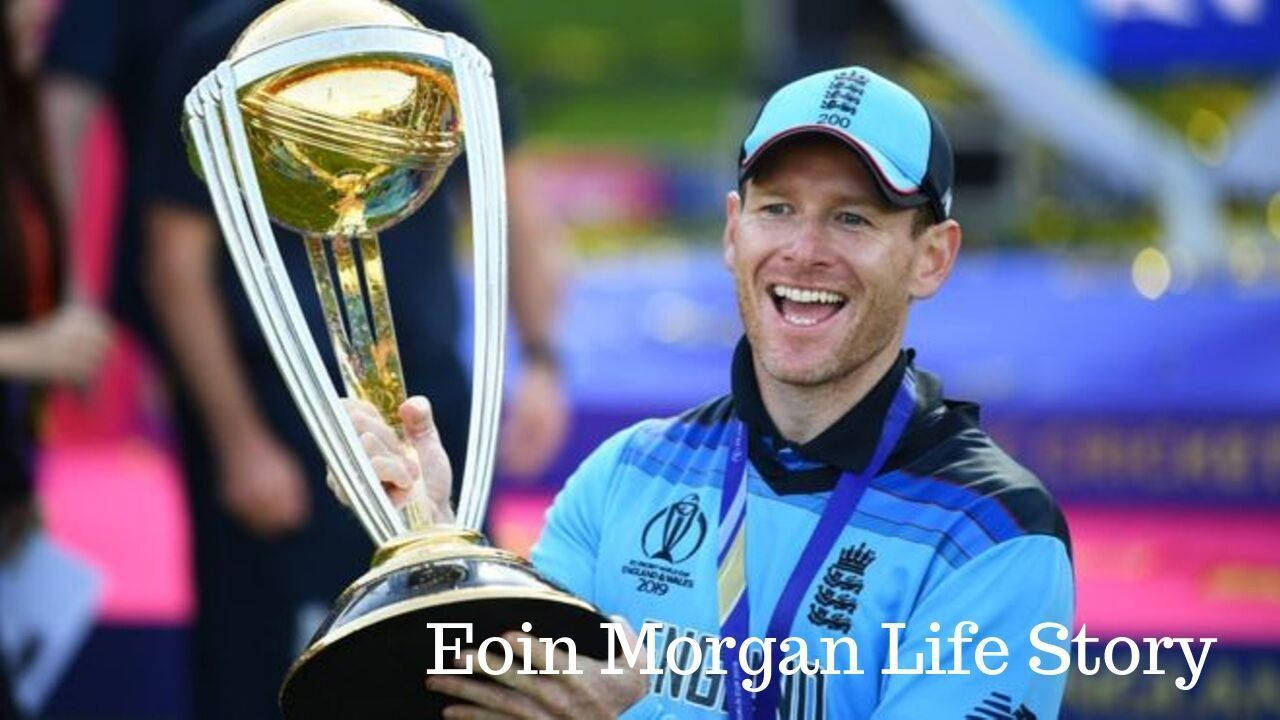 Eoin Morgan Holding Trophy Wallpaper