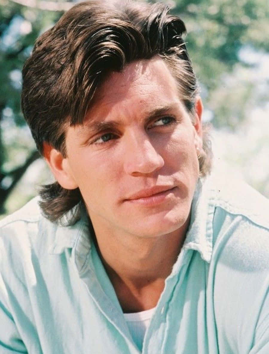 Eric Roberts 900 X 1186 Wallpaper