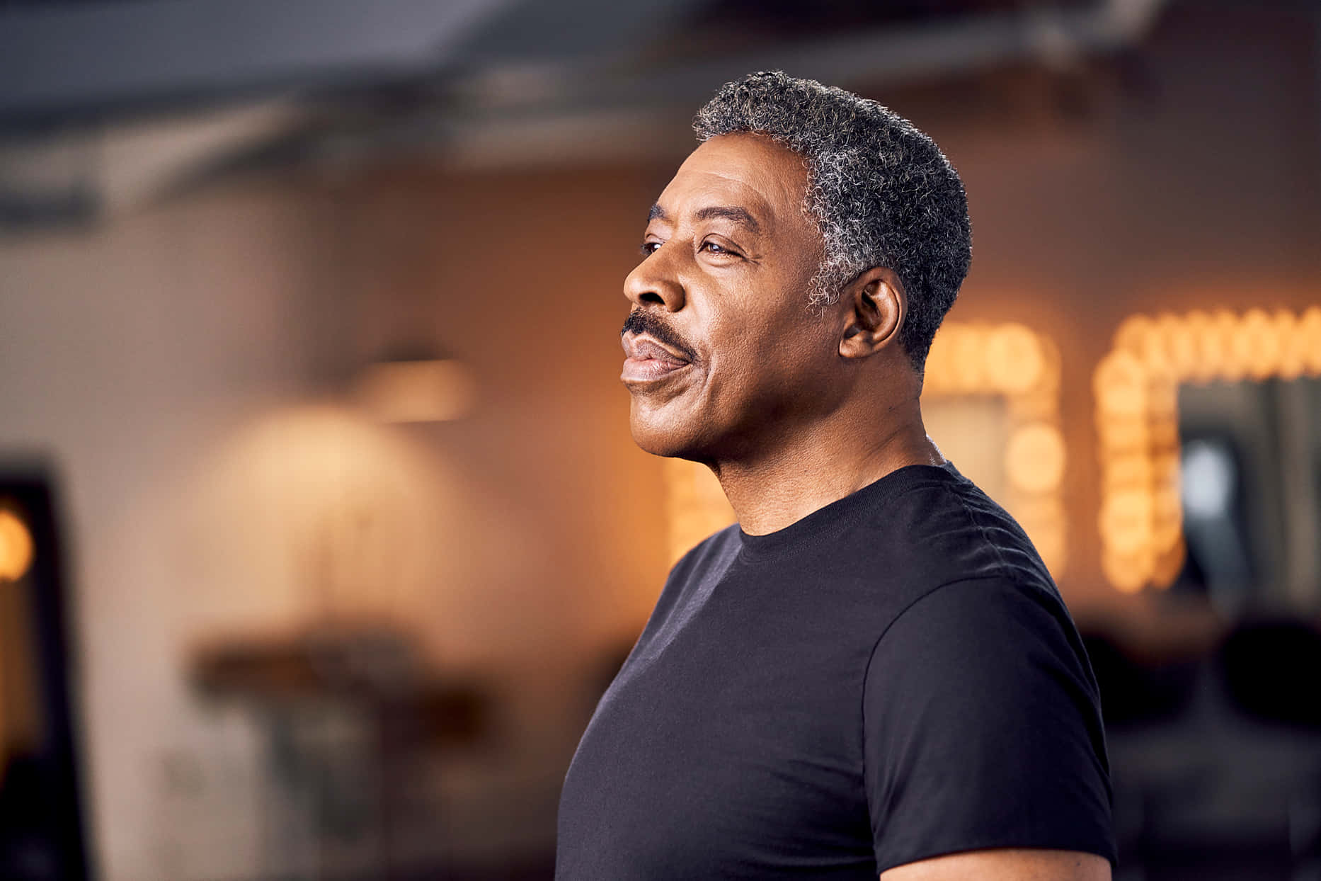 Ernie Hudson 1866 X 1244 Wallpaper