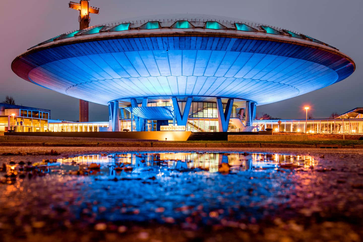 Evoluon Eindhoven Night Reflection Wallpaper