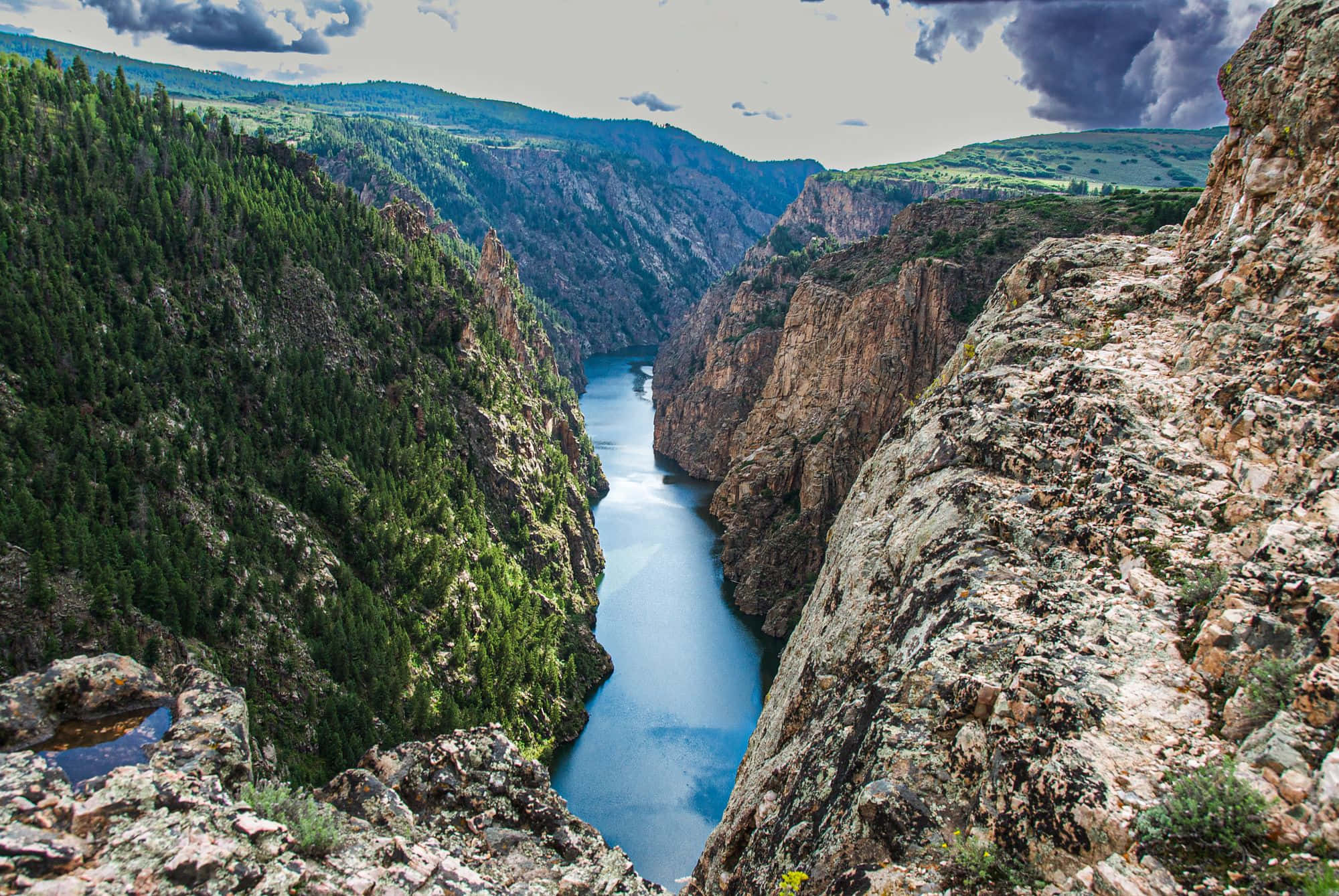 Explore The Depths Of Colorado's Black Canyon Wallpaper