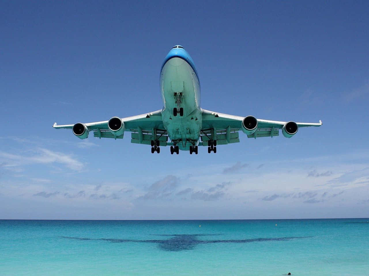 Exploring The World From A 747 Airplane Wallpaper