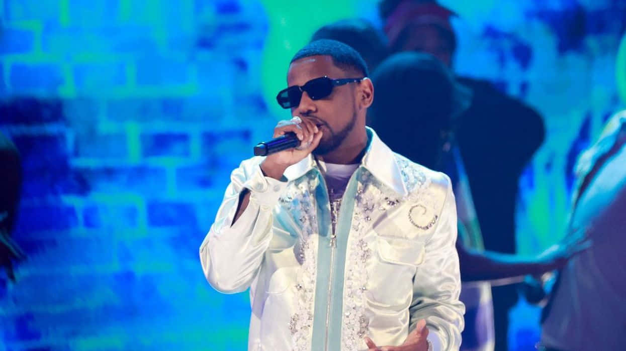 Fabolous Performingon Stage Wallpaper