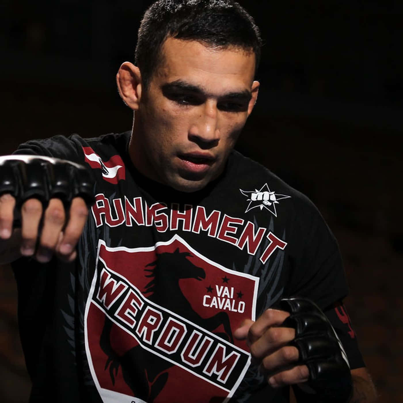 Fabricio Werdum Preparing Before Ufc Fight Wallpaper