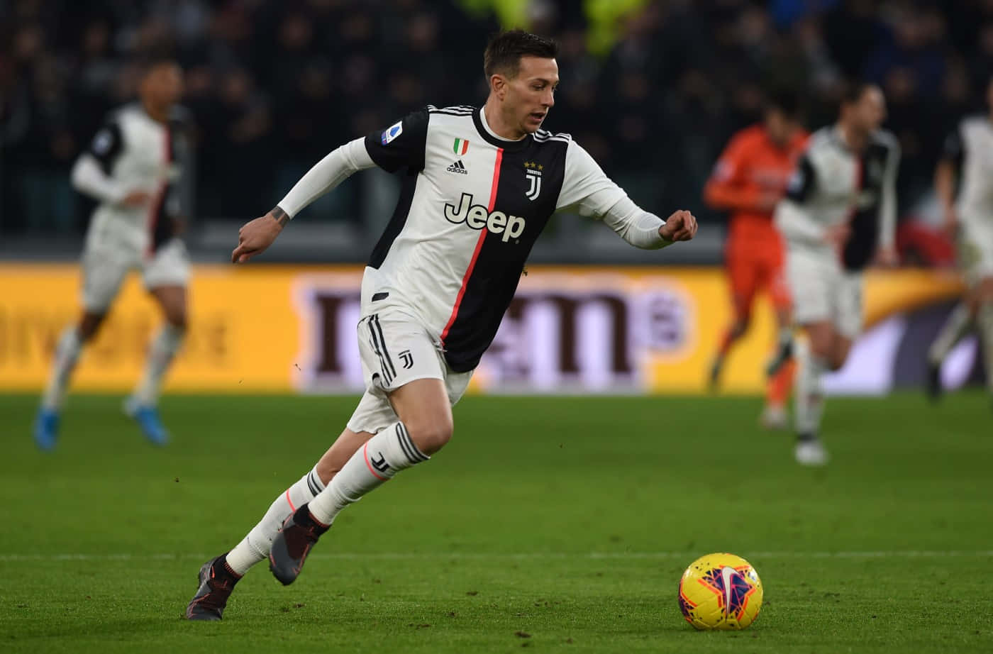 Federico Bernardeschi In The Football Field Wallpaper