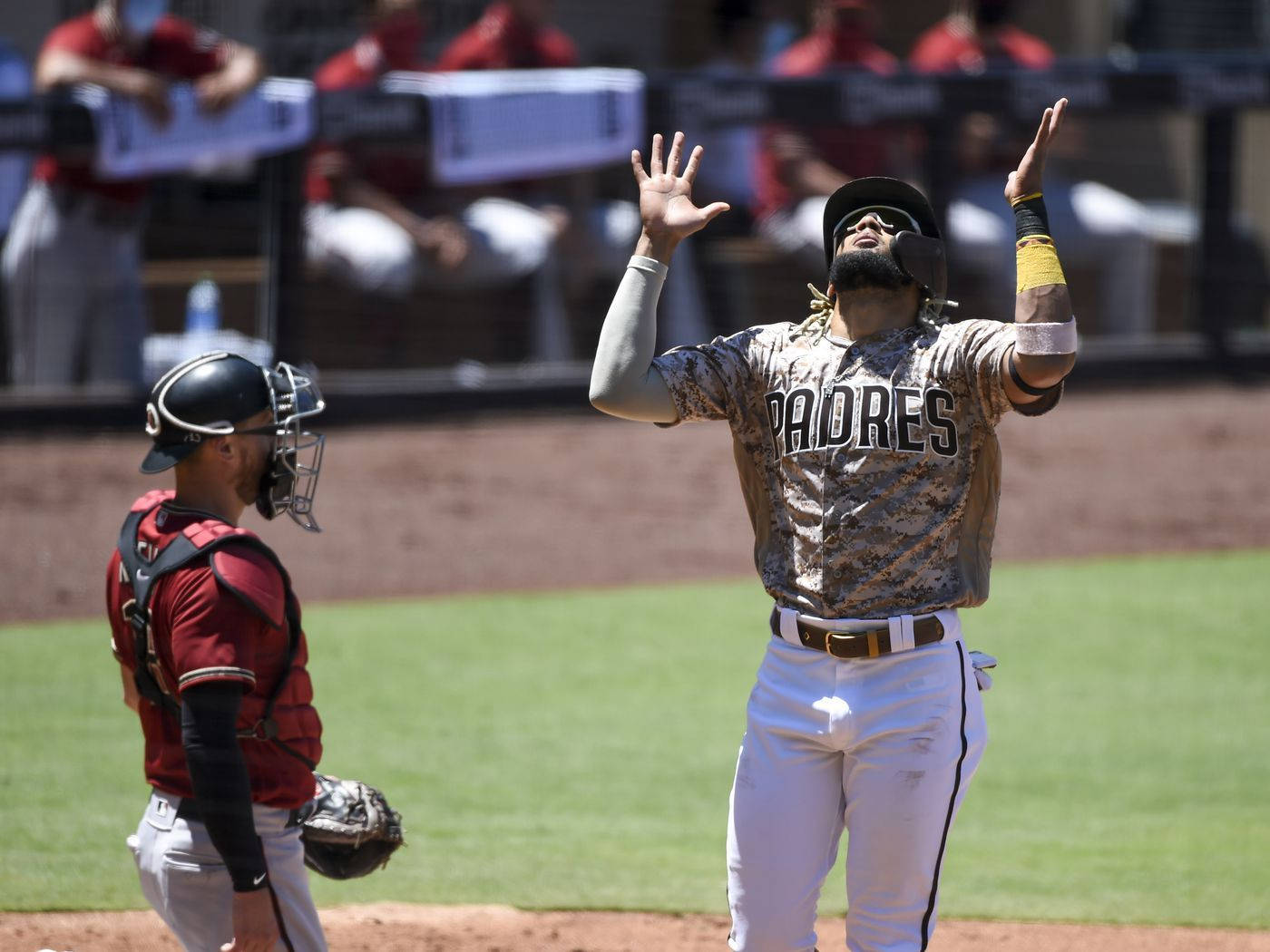 Fernando Tatis Jr Rocking A Camo Jersey Wallpaper