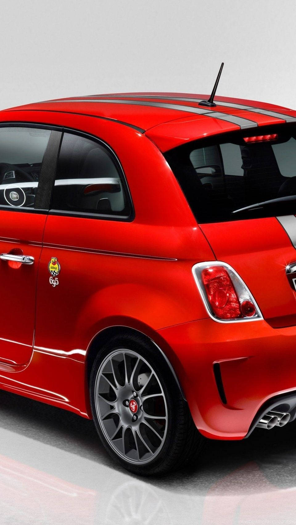 Fiat 500 Abarth 695 Tributo Ferrari Wallpaper