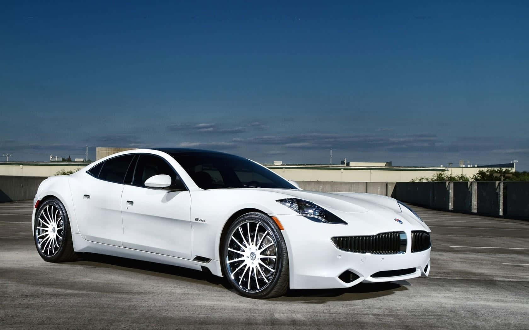 Fisker Karma - Experience Luxury, Efficiency, And Performance In One Wallpaper