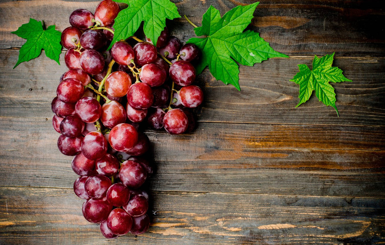 Flat Lay Red Grape Wallpaper