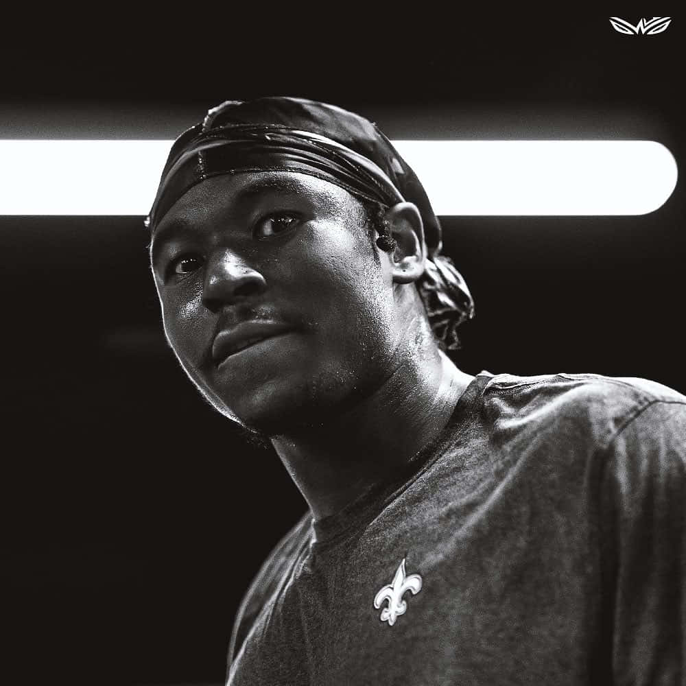 Focused Athlete Blackand White Portrait Wallpaper