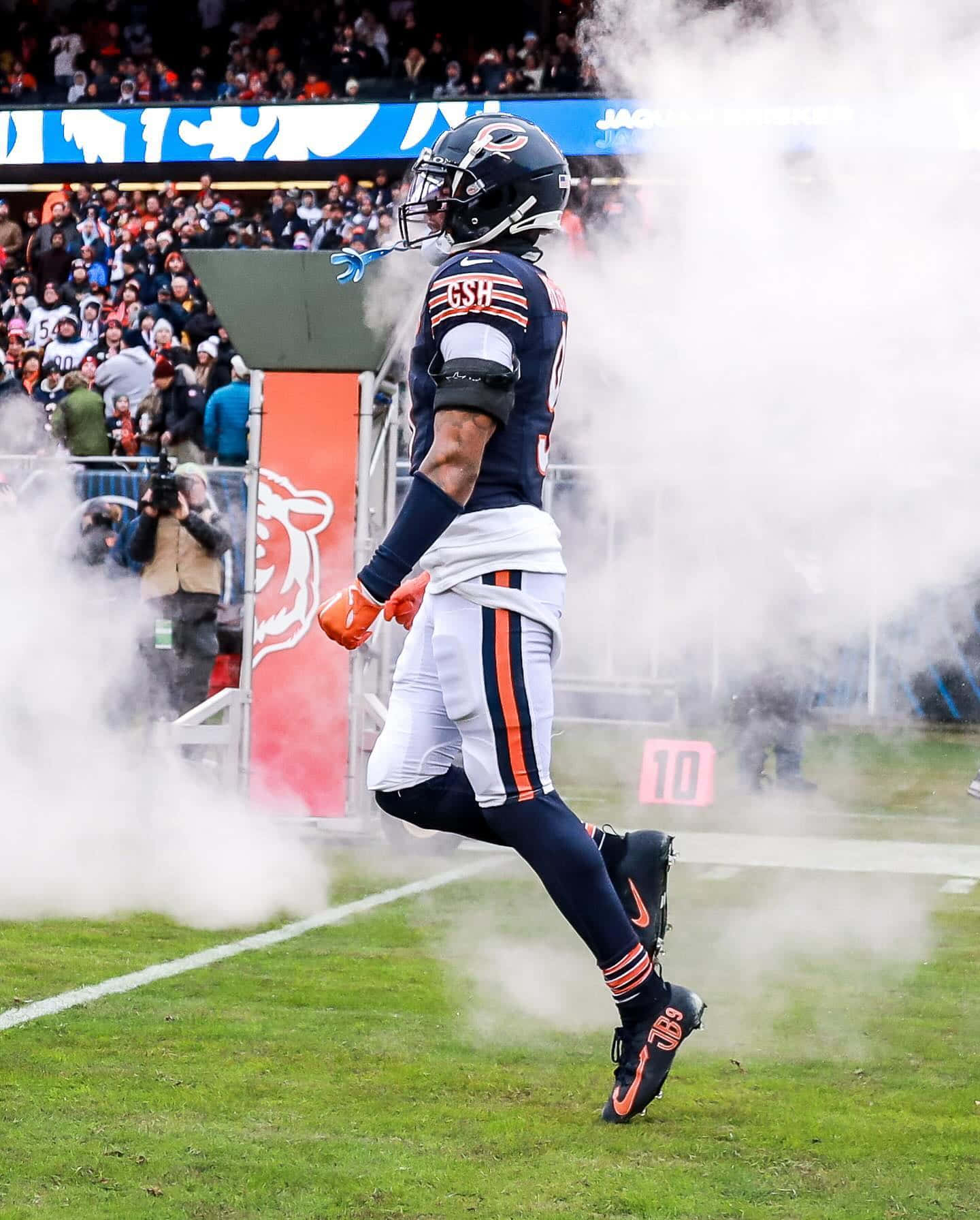 Football Player Entrance Smoke Wallpaper