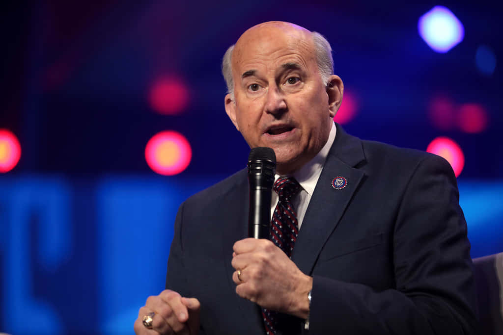 Former Congressman Louie Gohmert Addressing Constituents. Wallpaper