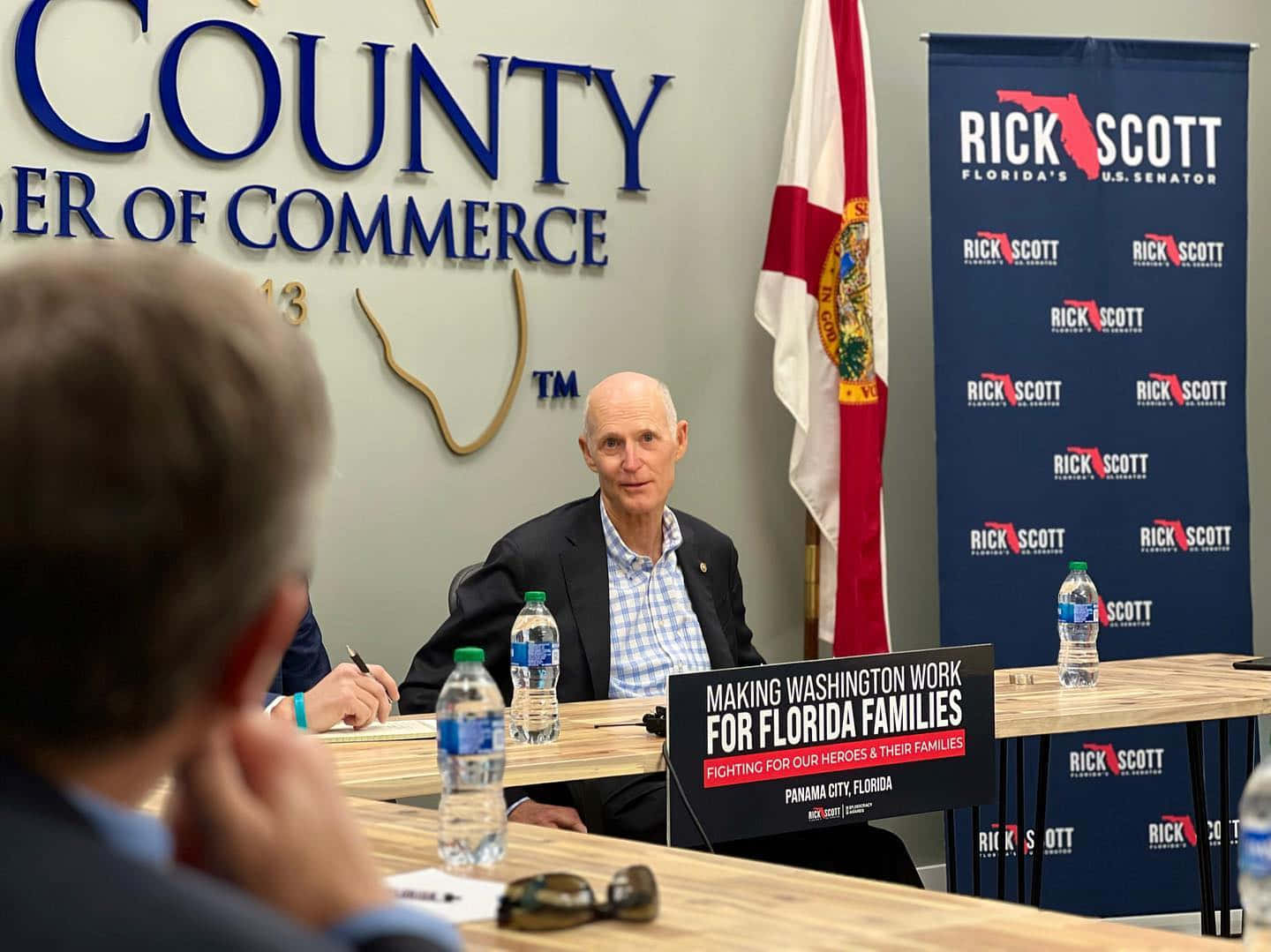 Former Governor Rick Scott Leading A Roundtable Discussion. Wallpaper