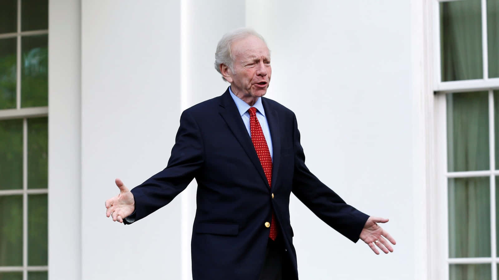 Former Senator Joseph Lieberman Delivering A Speech Wallpaper