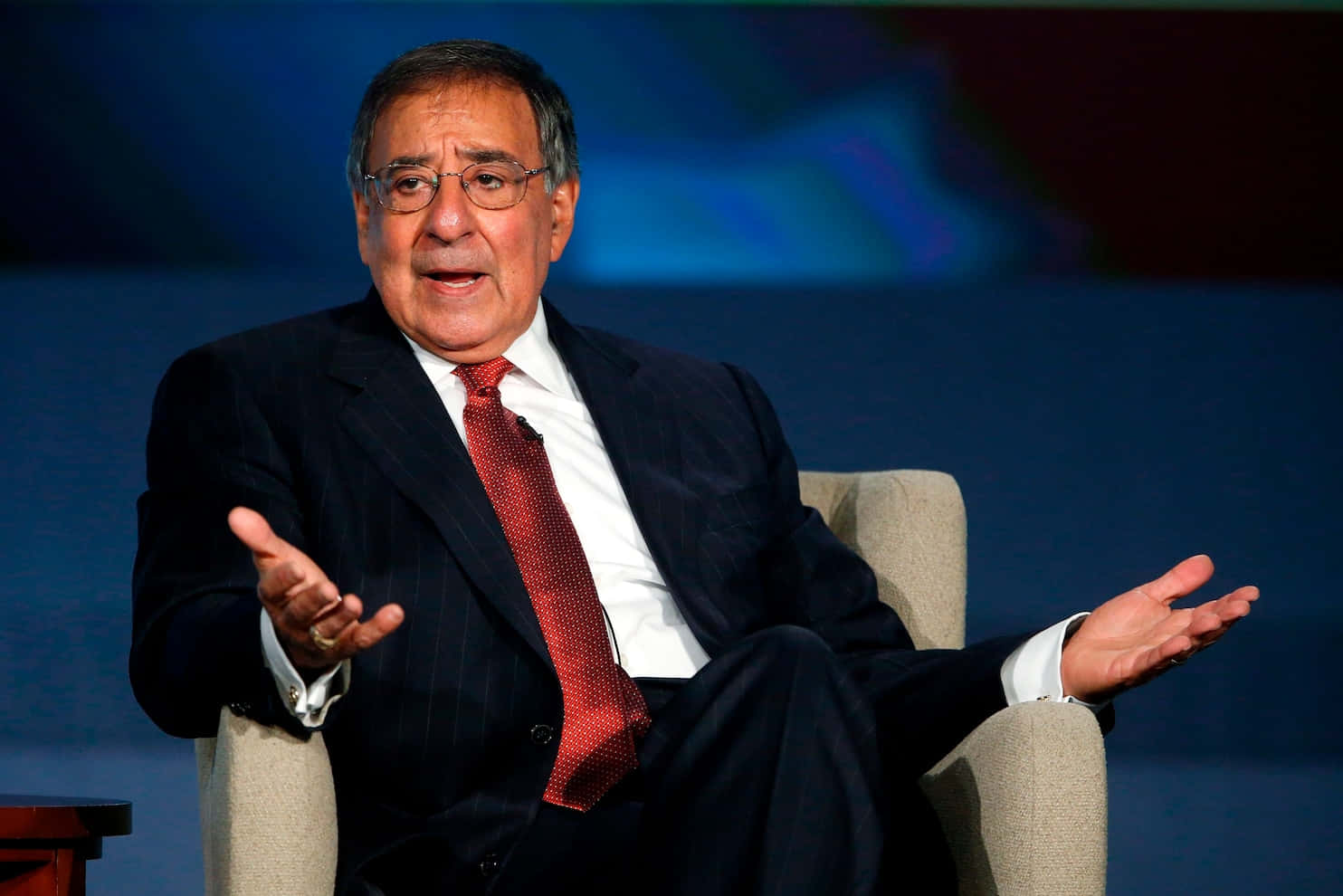 Former Us Secretary Of Defense Leon Panetta Wallpaper