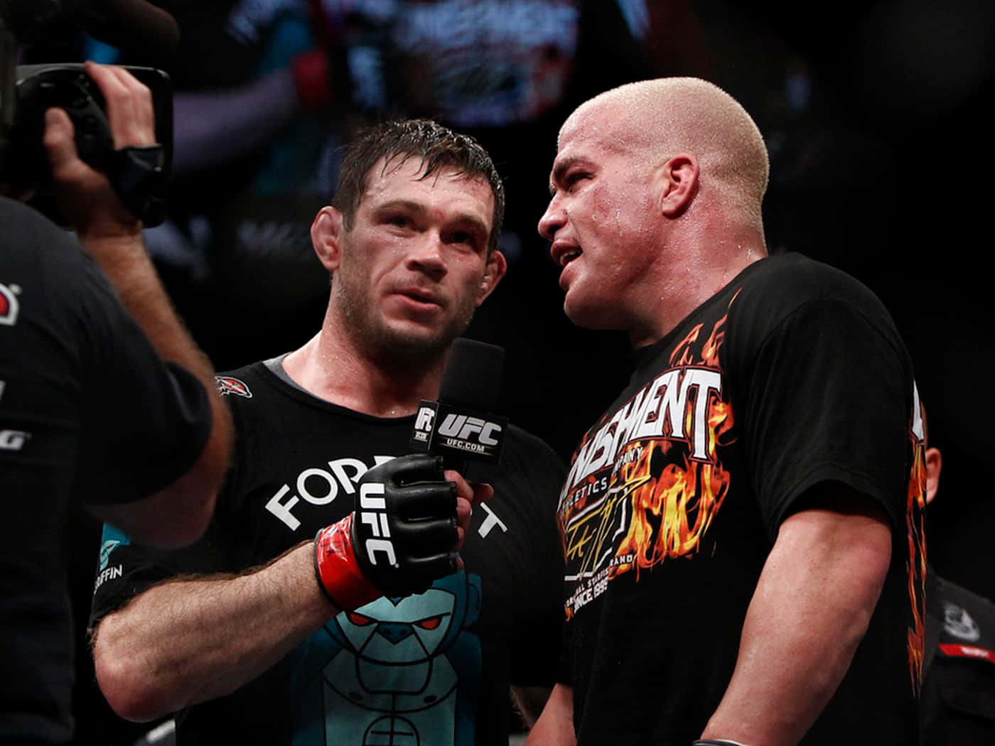 Forrest Griffin Interviews Tito Ortiz Wallpaper