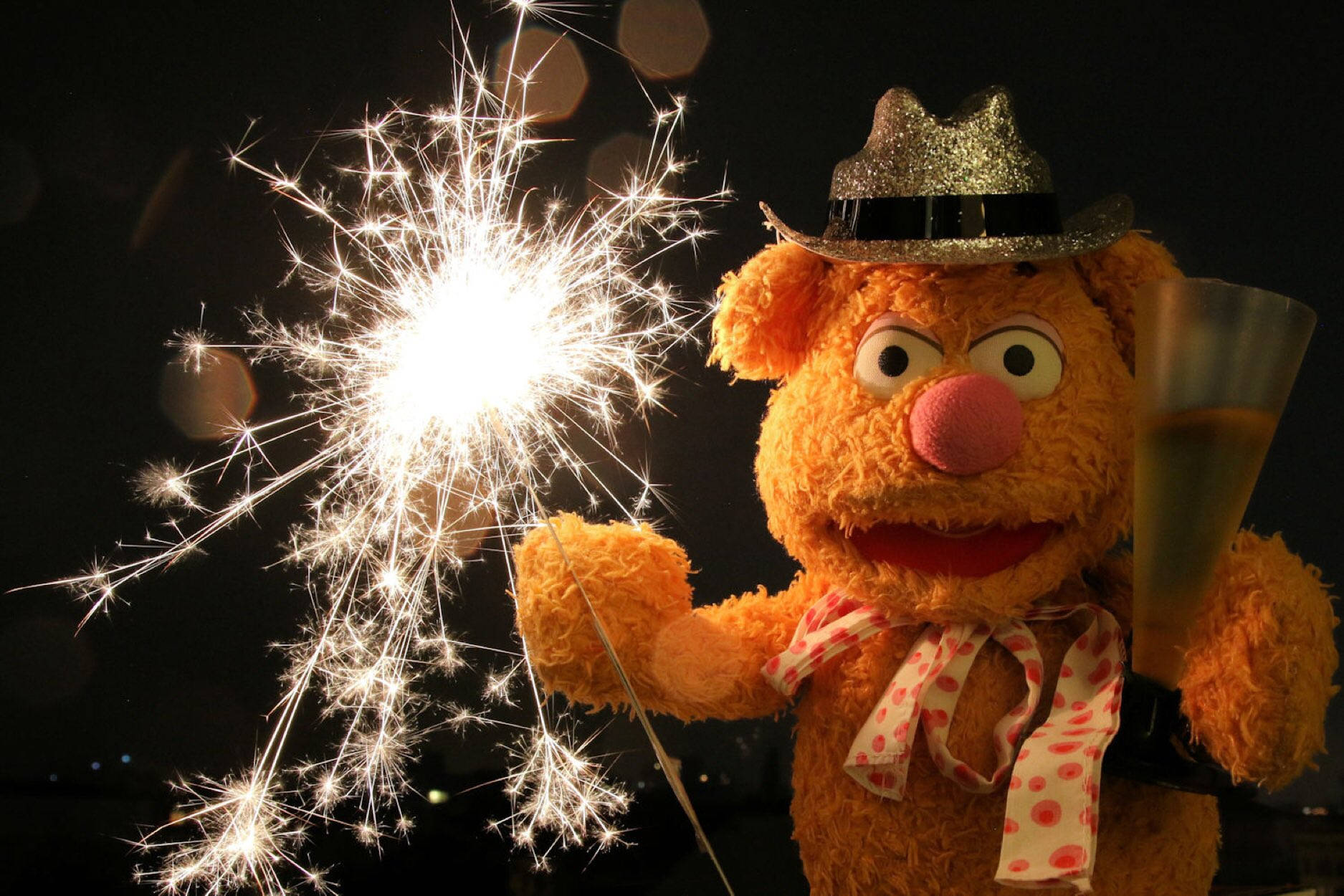 Fozzie Bear Plays Firecracker Wallpaper