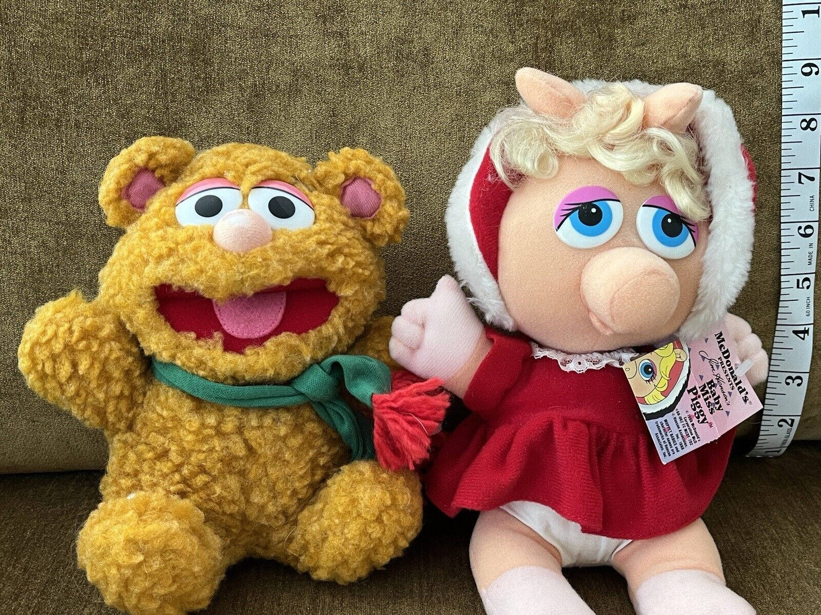 Fozzie Bear With Miss Piggy Wallpaper