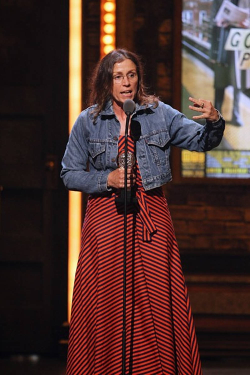 Frances Mcdormand Best Actress Tony Awards 2011 Wallpaper