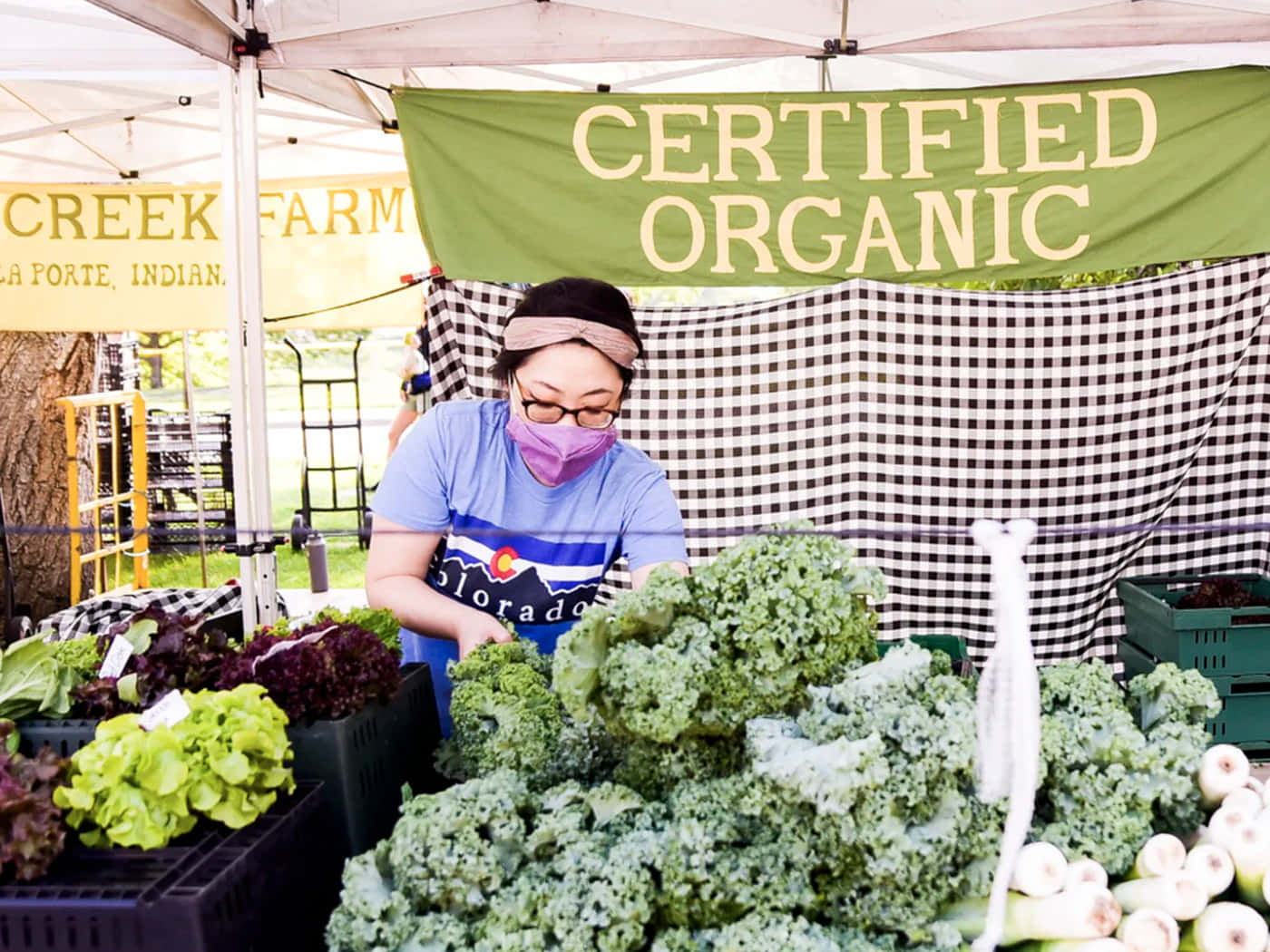 Fresh Fruits And Vegetables At A Farmers Market Wallpaper