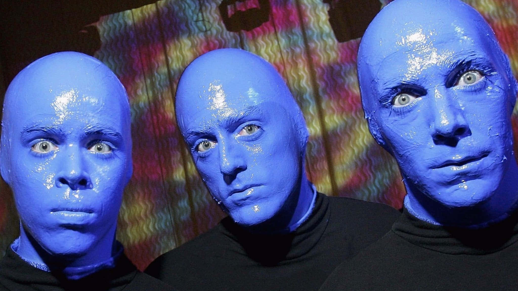 Fun And Innovative Entertainment With The Blue Man Group Wallpaper