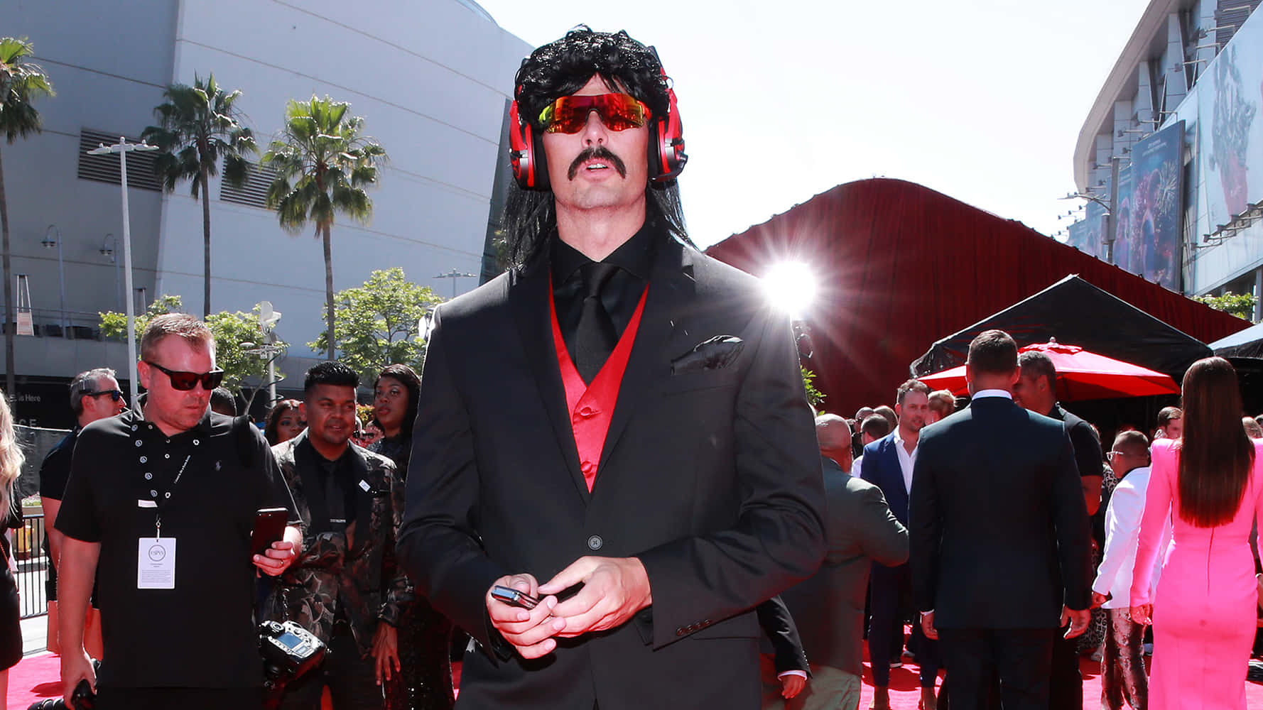 Gamer Dr Disrespect Wearing Formal Suit Wallpaper