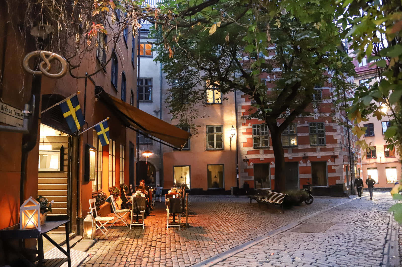 Gamla Stan Street Restaurants Wallpaper