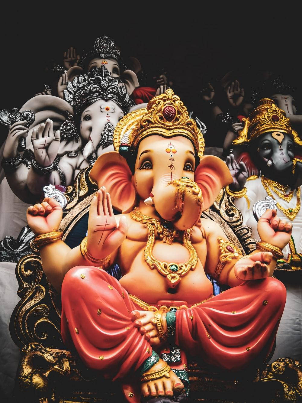 Ganpati Hd Among Deities Wallpaper