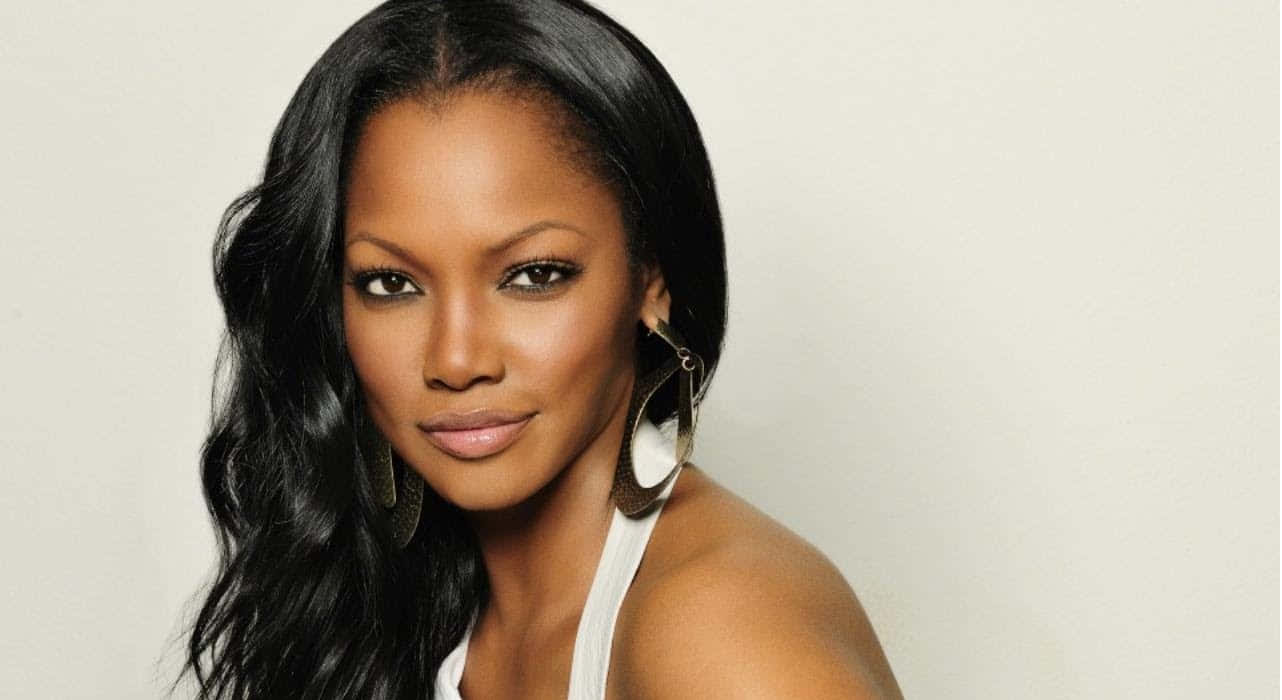 Garcelle Beauvais Striking A Confident Pose Wallpaper