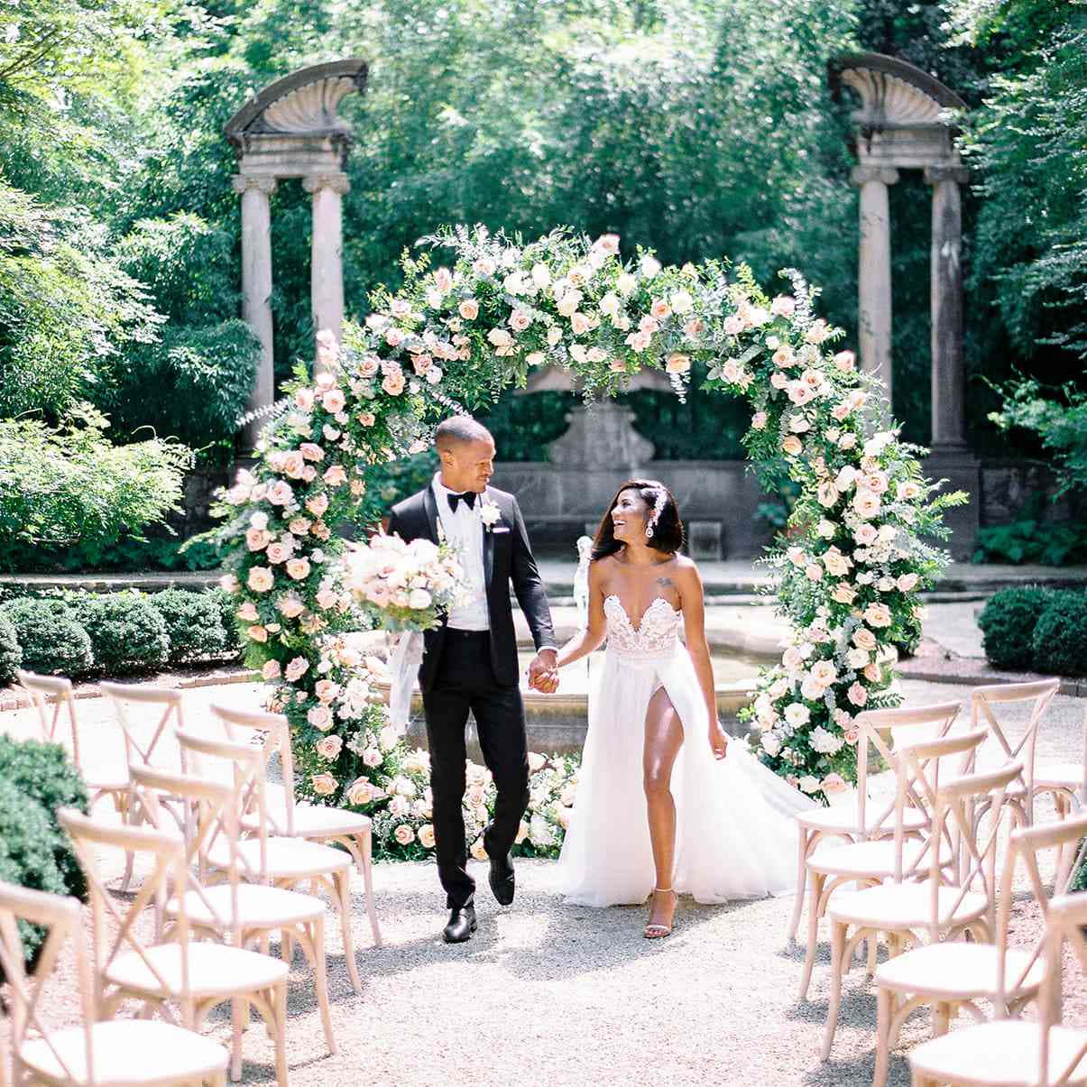 Garden Wedding Bliss Wallpaper