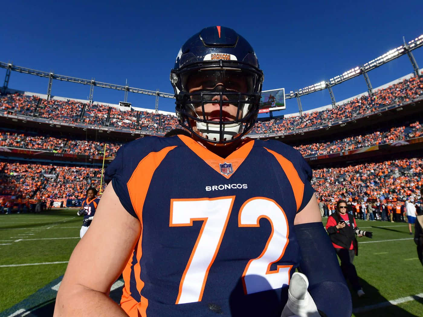 Garett Bolles Against The Blue Sky Wallpaper