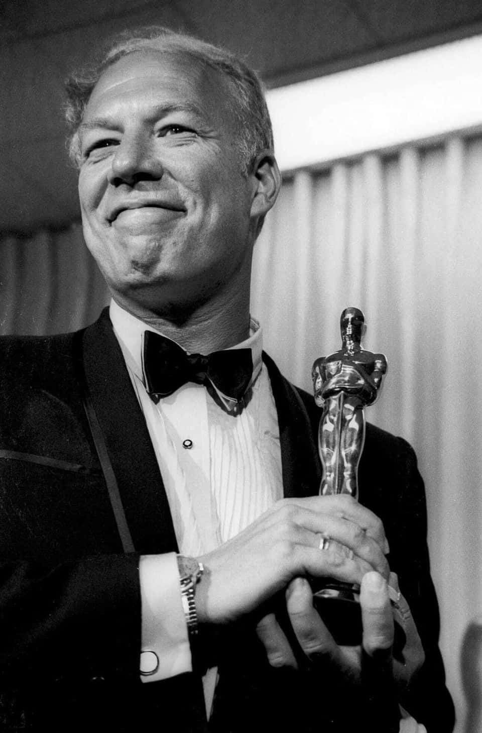 George Kennedy 960 X 1459 Wallpaper