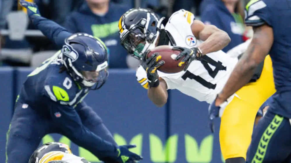 George Pickens Steelers Catch Against Seahawks Wallpaper