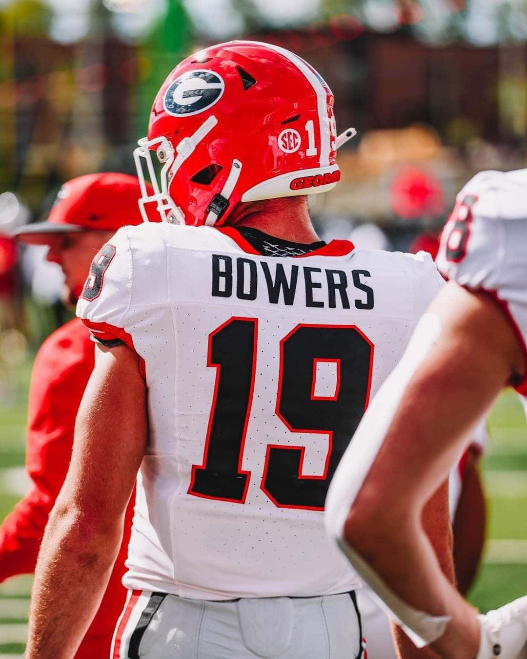 Georgia Football Player Bowers19 Jersey Wallpaper