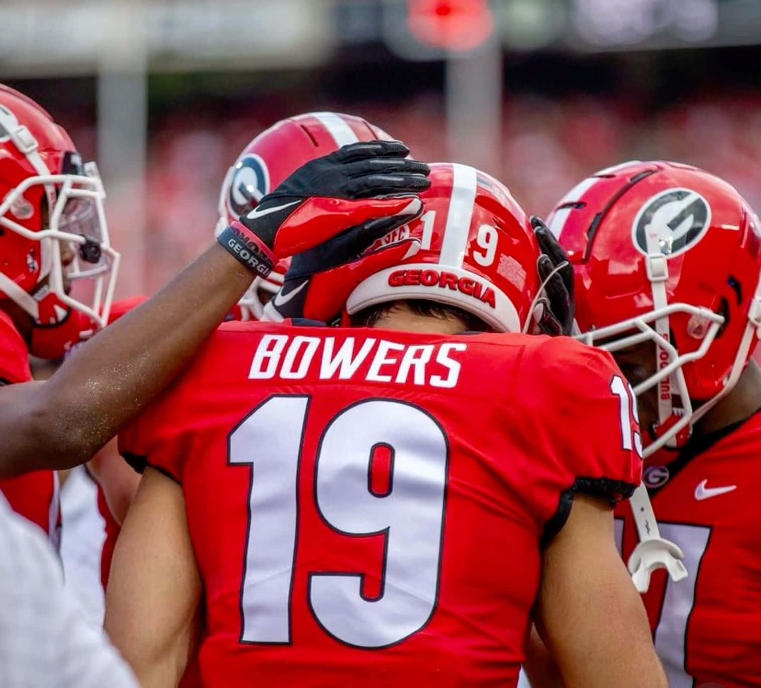 Georgia Football Team Huddle Bowers19 Wallpaper