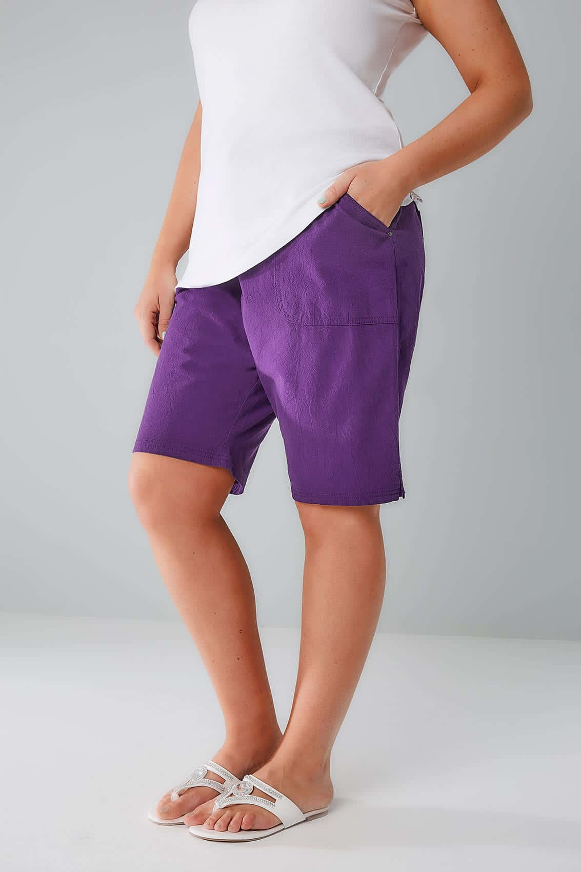 Get Ready For Summer With These Stylish Purple Shorts Wallpaper