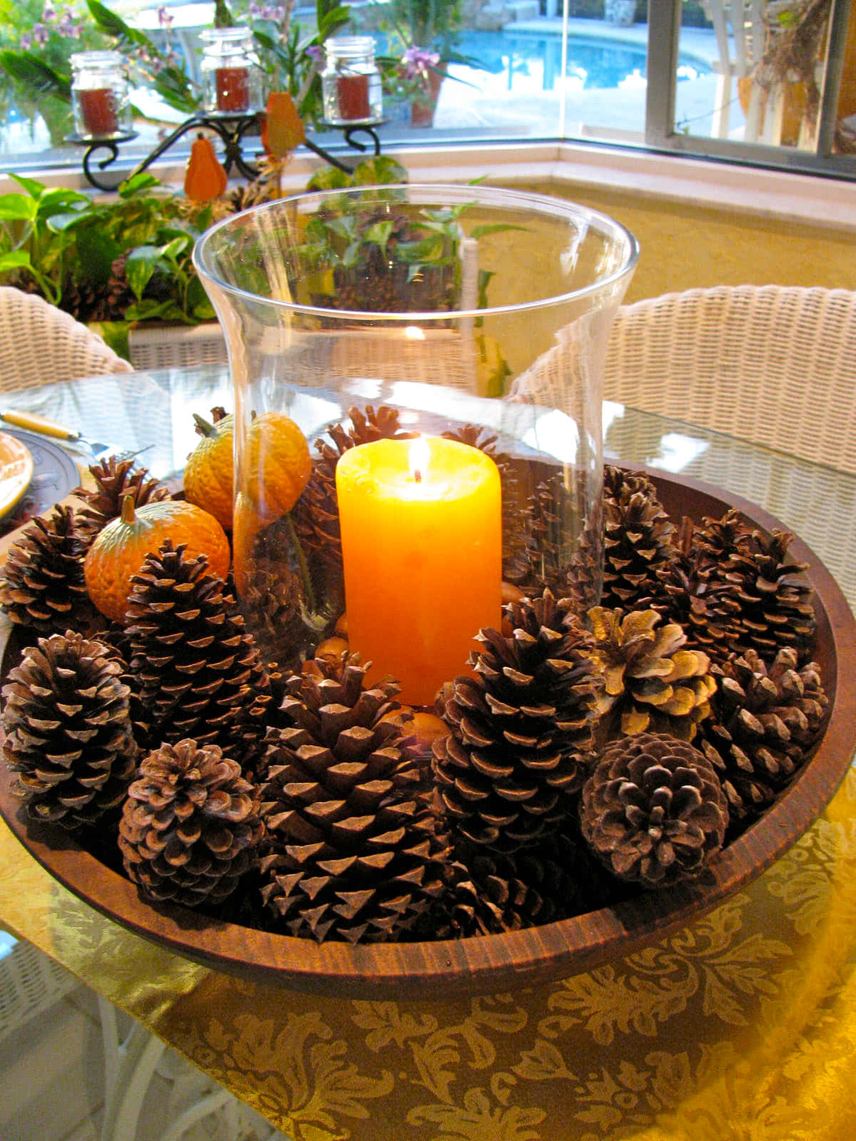 Get The Party Started With A Gorgeous Centerpiece To Liven Up Any Setting. Wallpaper