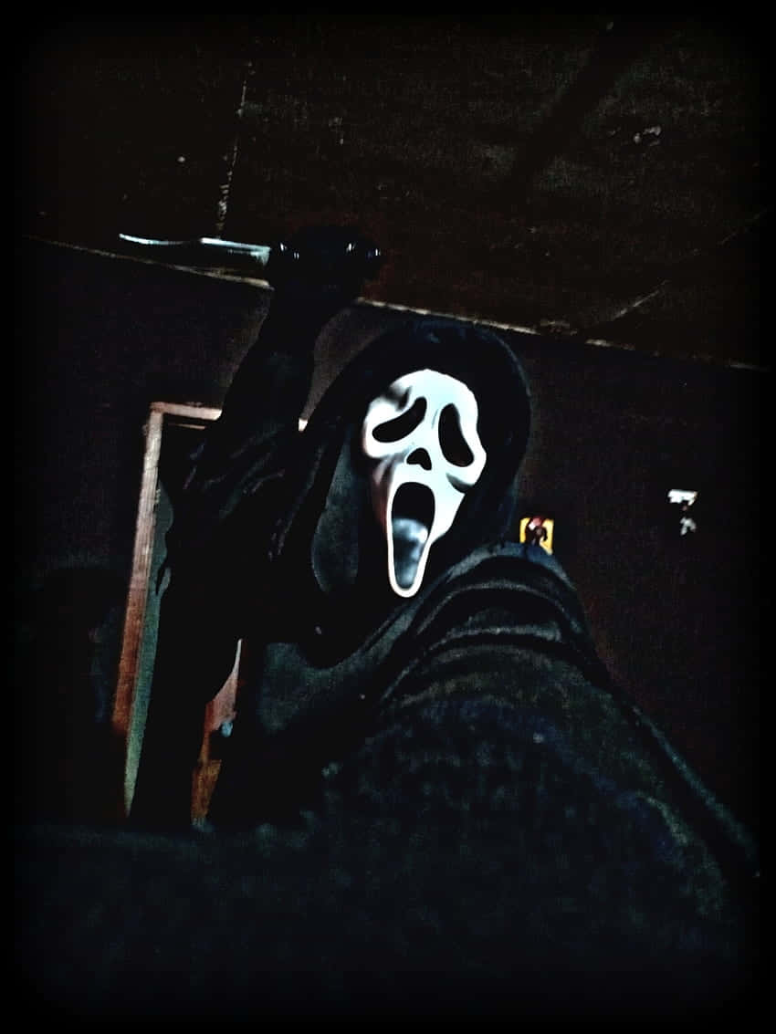 Ghostface Costumein Darkness Wallpaper