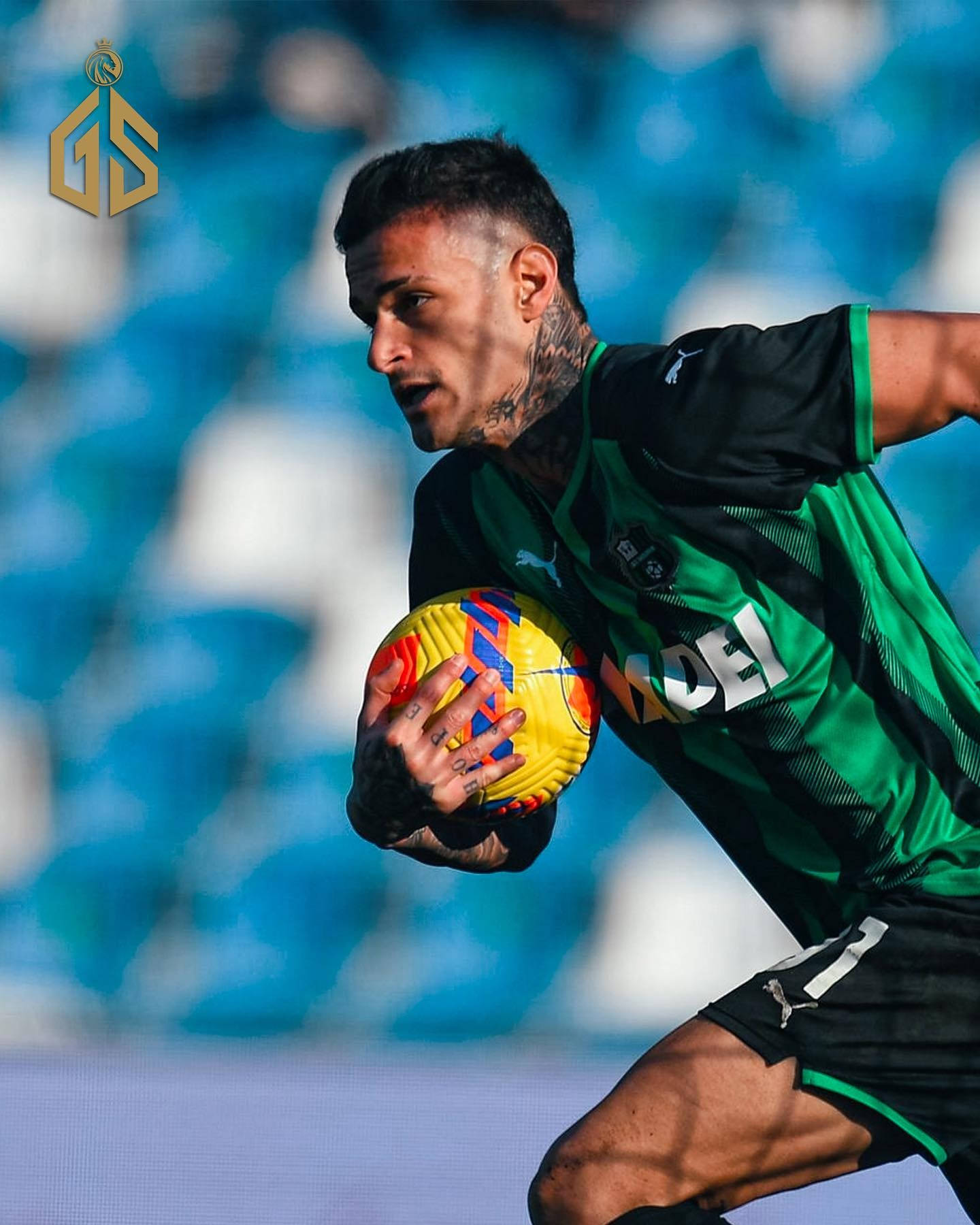 Gianlucca Scamacca Holding The Ball Wallpaper