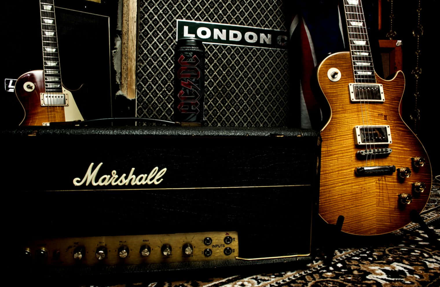 Gibson 335 Amplifier Wallpaper