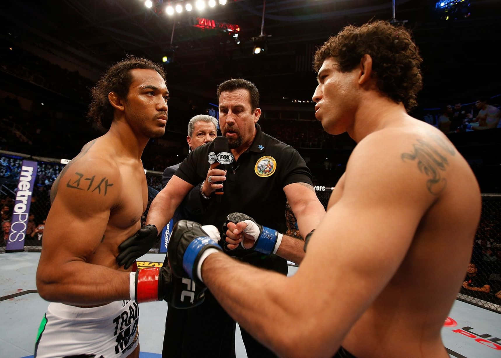 Gilbert Melendez Face Off Benson Henderson Wallpaper