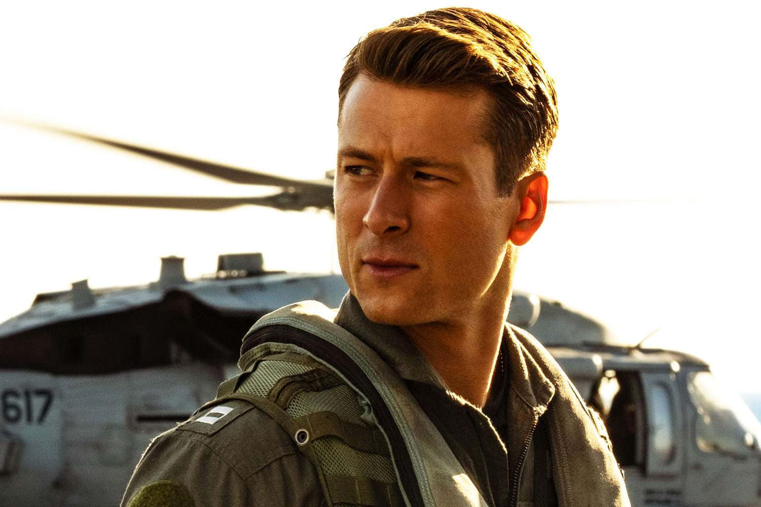 Glen Powell Military Movie Scene Wallpaper