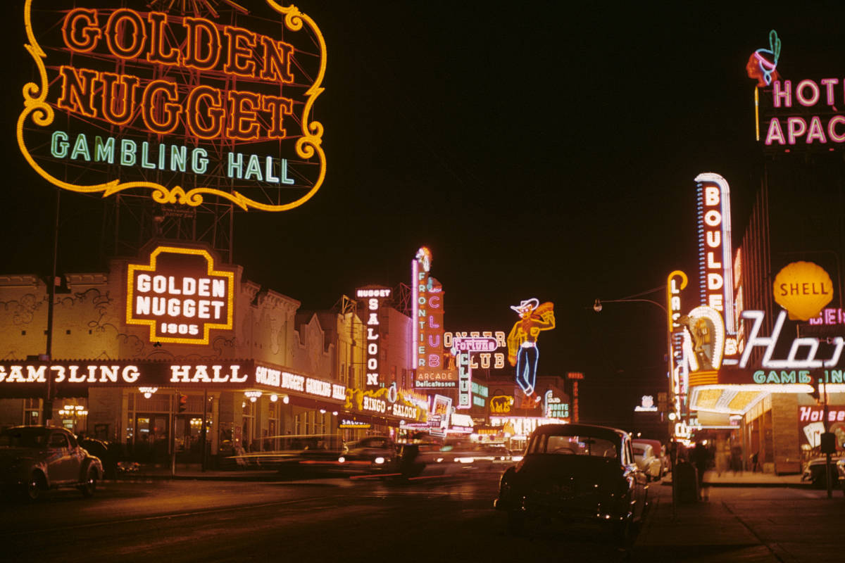 Glittering Lights Fremont Street Wallpaper