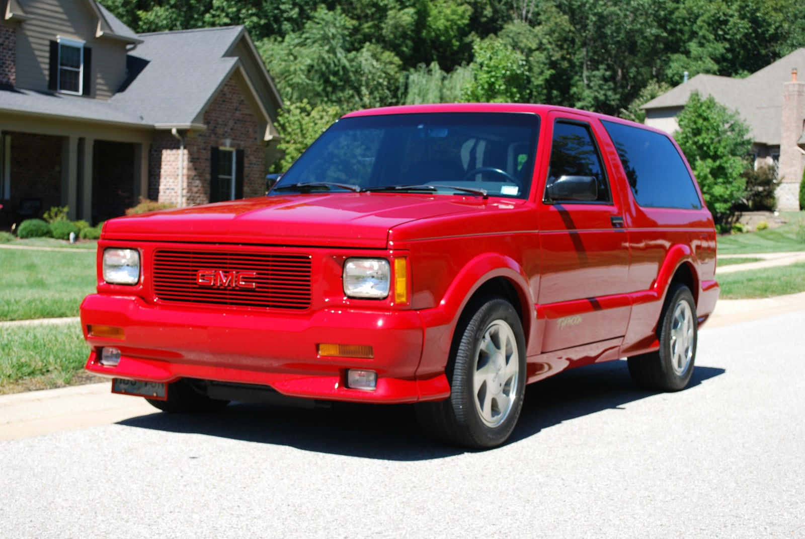 Gmc Typhoon In Action Wallpaper