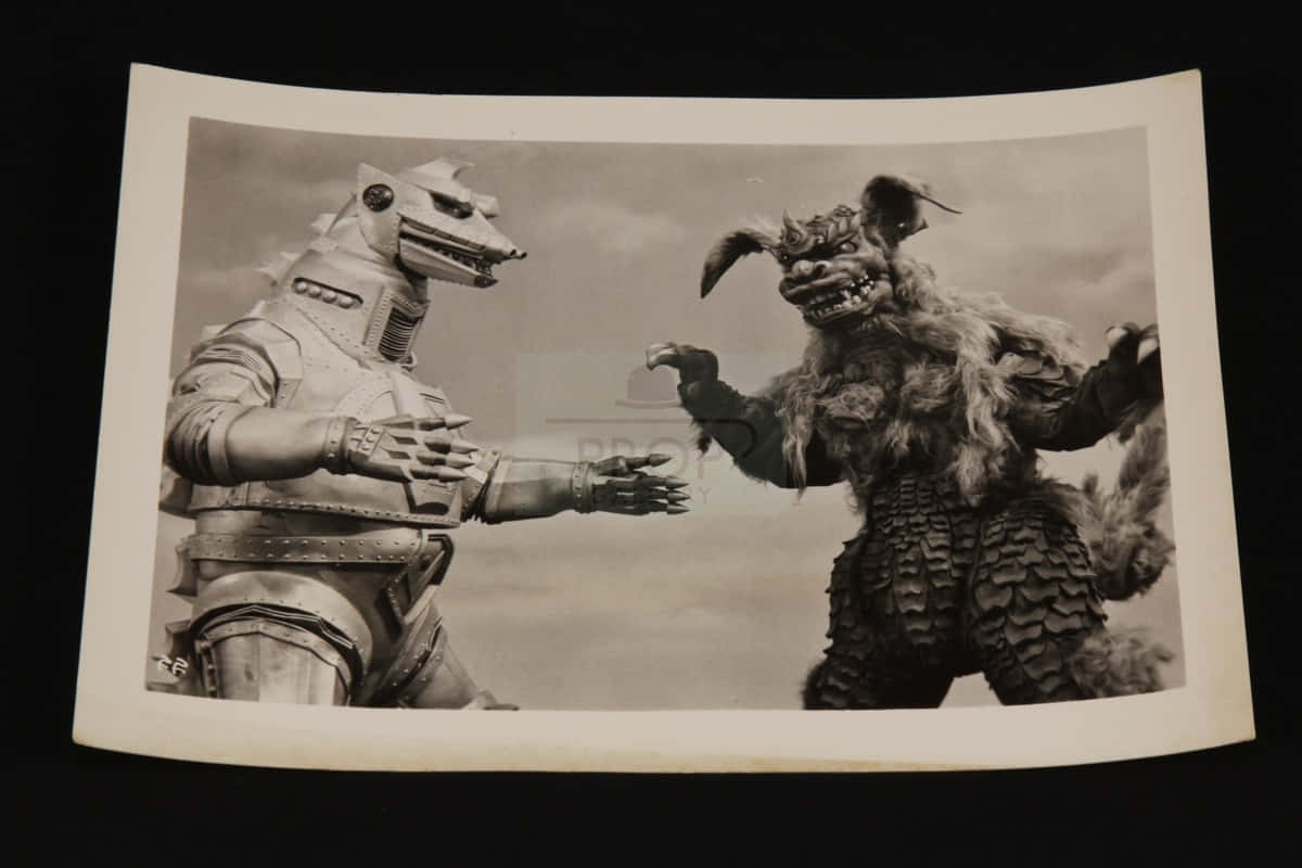 Godzillavs King Caesar Showdown Wallpaper