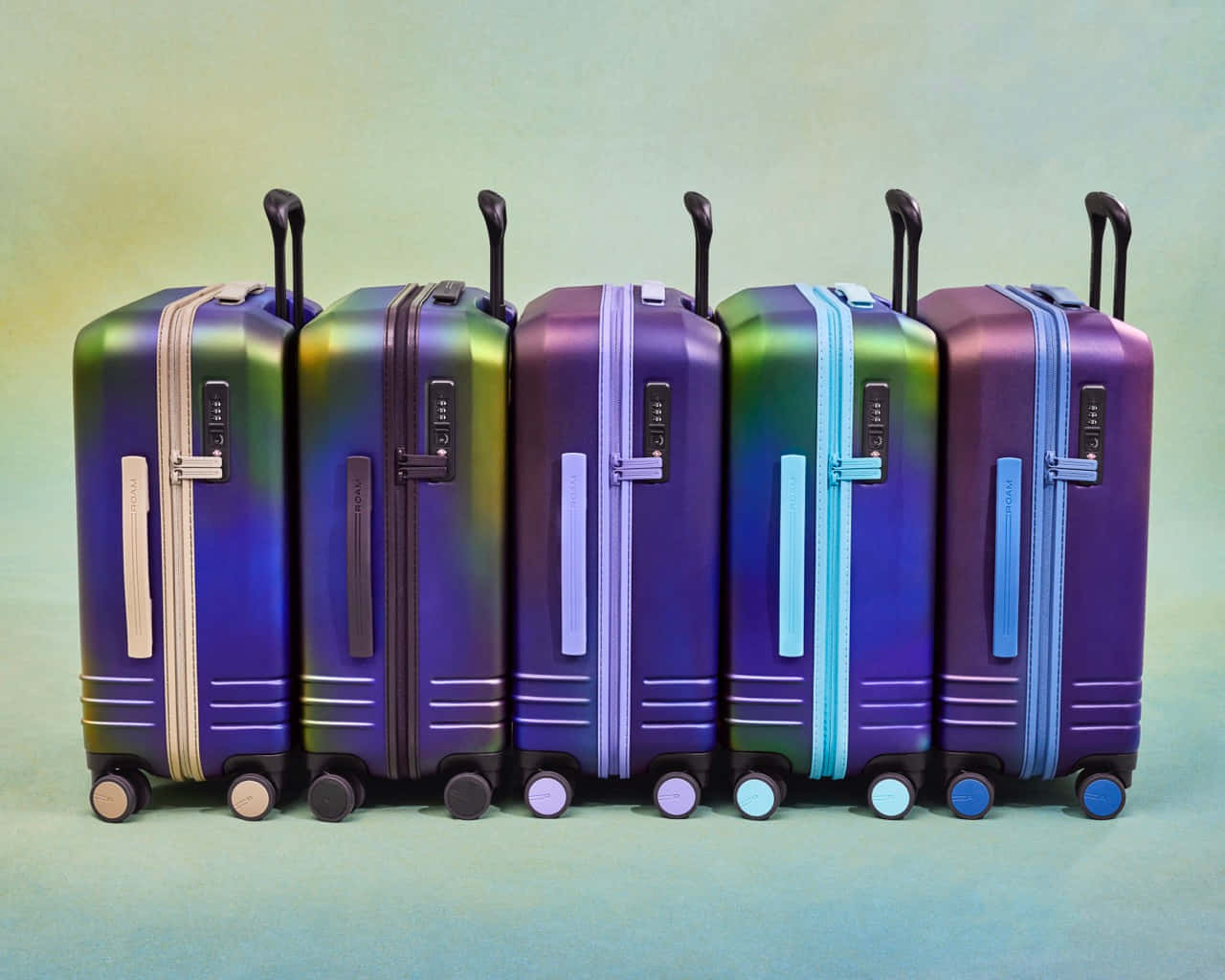 Gradient Purple Suitcases Wallpaper