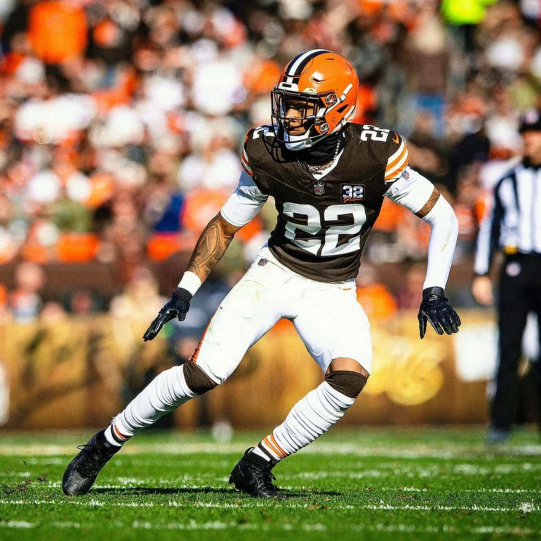 Grant Delpit Cleveland Browns Action Shot Wallpaper