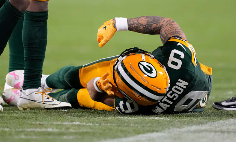 Green Bay Player Injury Moment Wallpaper