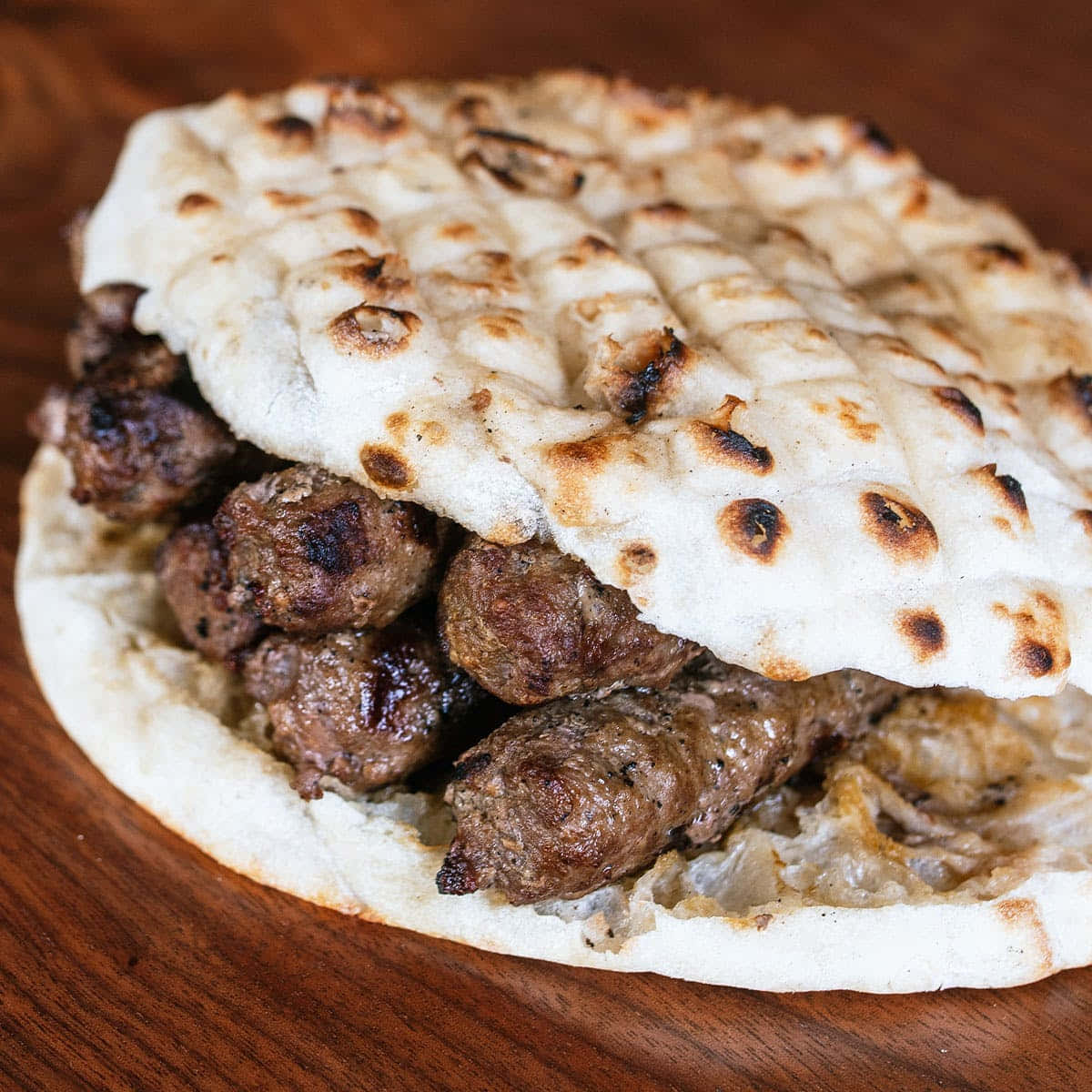 Grilled Ćevapi Pita Burger Wallpaper